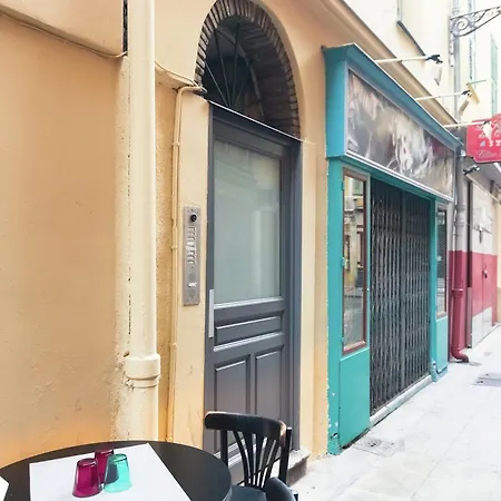 Vieux Apartament Nicea